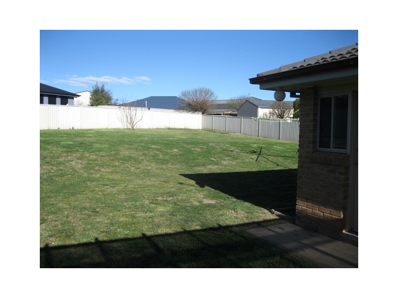 49 Hughes St, Kelso NSW 2795