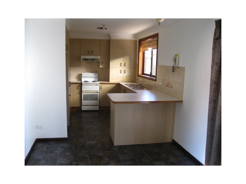 2 Elm Place, Kelso NSW 2795