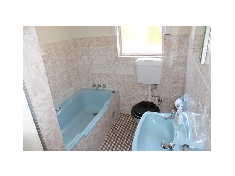 249 Keppel, Bathurst NSW 2795