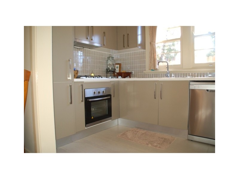 92 Mitre St, Bathurst NSW 2795