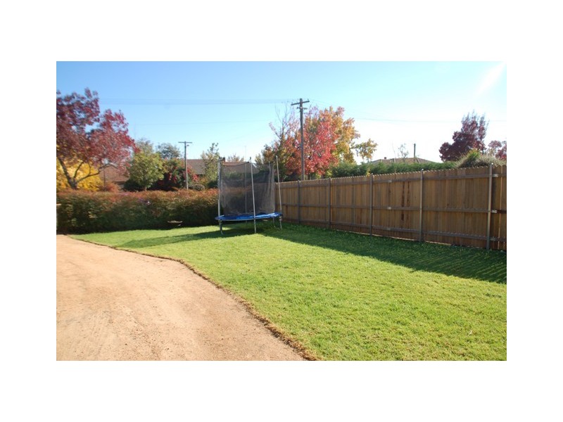 92 Mitre St, Bathurst NSW 2795