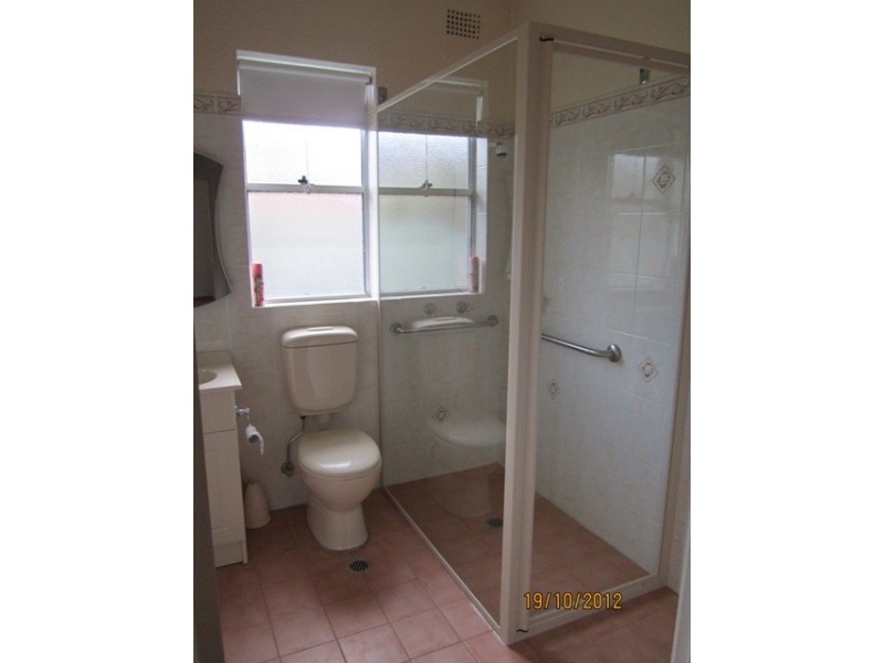 92  Stewart, Bathurst NSW 2795