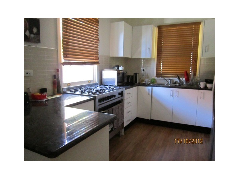 300 Keppel Street, Bathurst NSW 2795