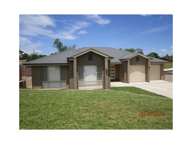 16 Douglas court, Kelso NSW 2795