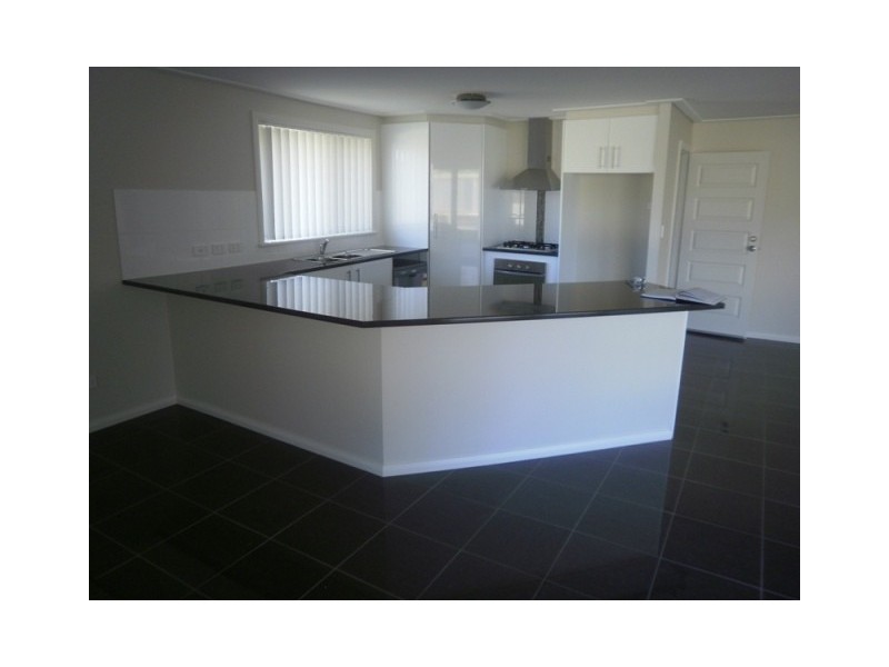 16 Douglas court, Kelso NSW 2795