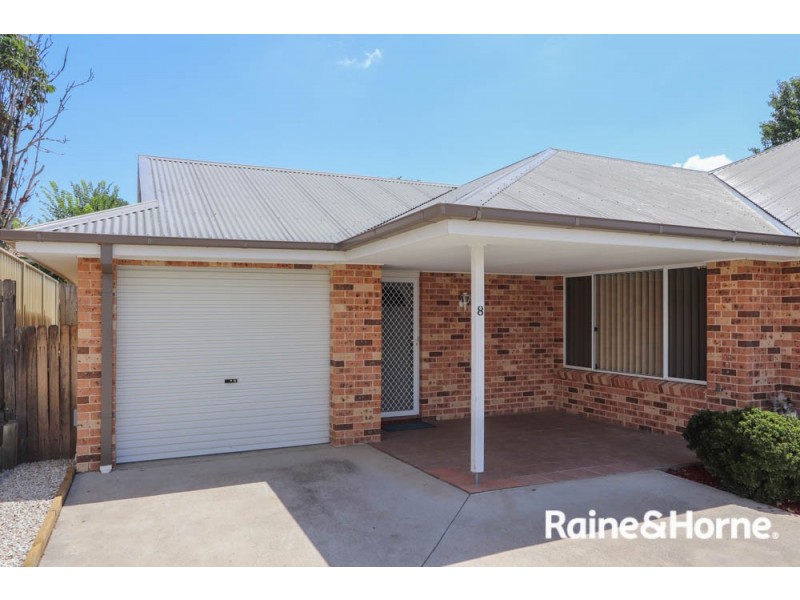 8/159a Stewart Street, Bathurst NSW 2795