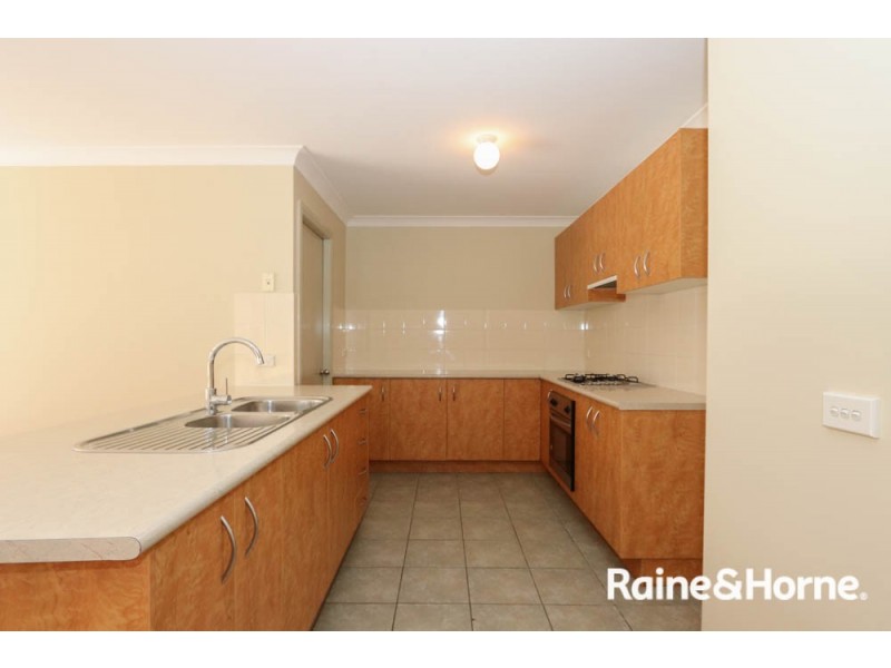 8/159a Stewart Street, Bathurst NSW 2795