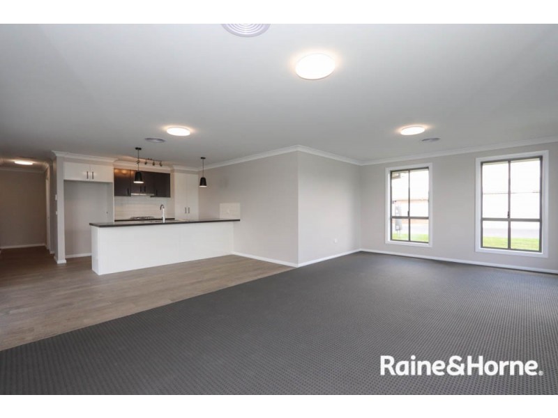 52 Fraser Drive, Eglinton NSW 2795