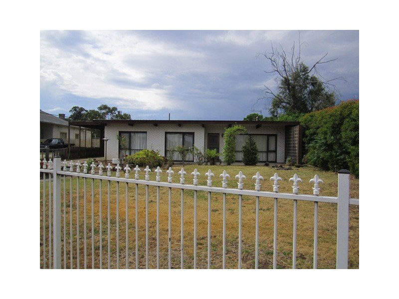 82 Sydney Road, Kelso NSW 2795