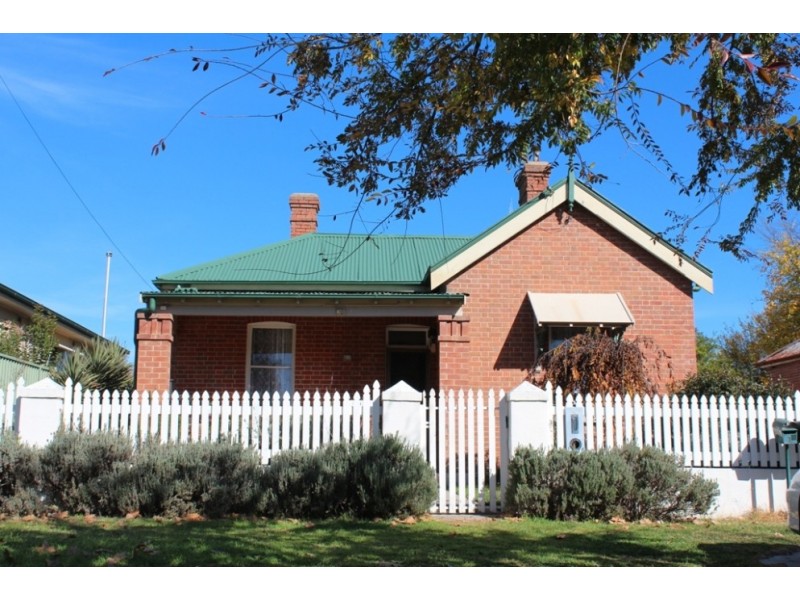 60 Morrisset Street, Bathurst NSW 2795