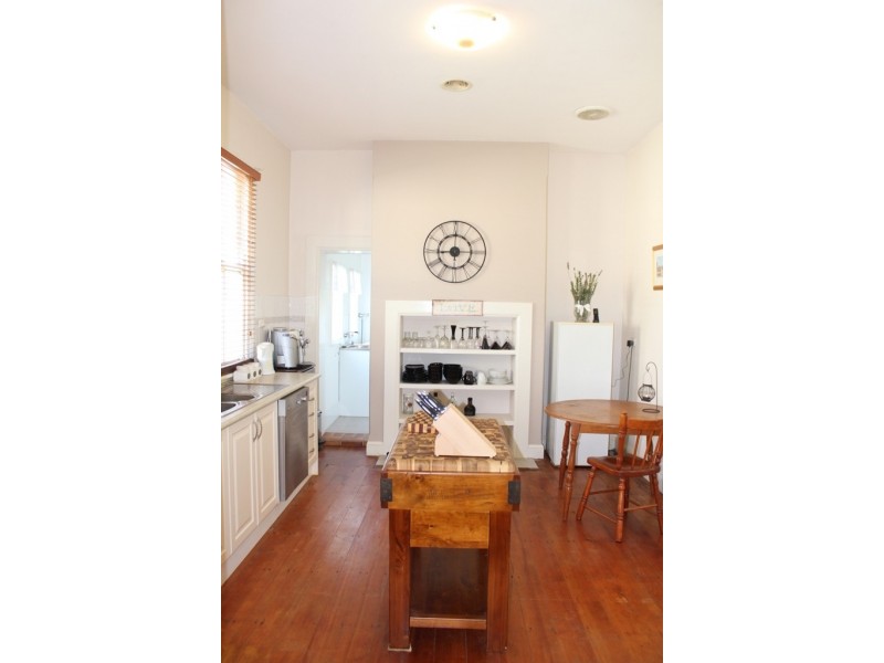 60 Morrisset Street, Bathurst NSW 2795