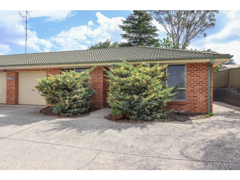 2/256 Durham Street, Bathurst NSW 2795