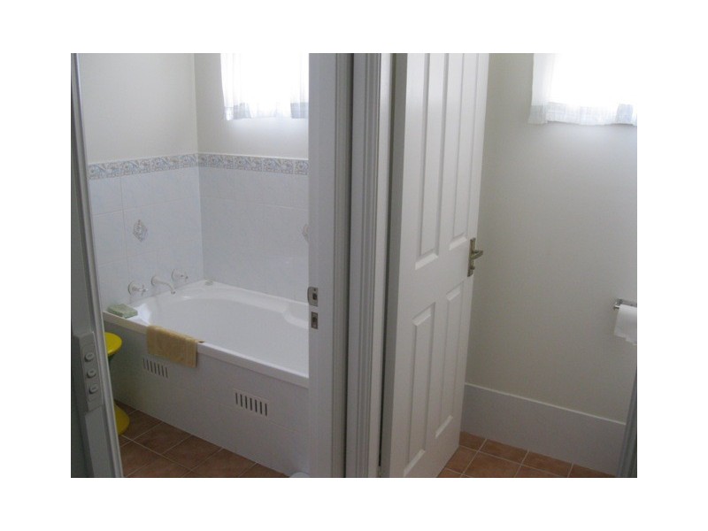 1 Robina Close, Kelso NSW 2795