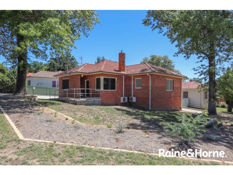 430 Howick Street, West Bathurst NSW 2795