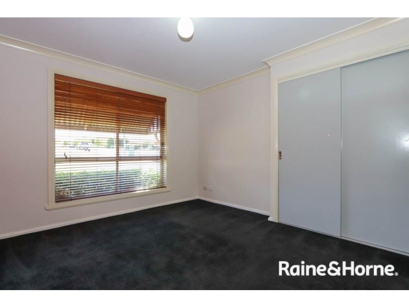 11 Peacock Street, Eglinton NSW 2795