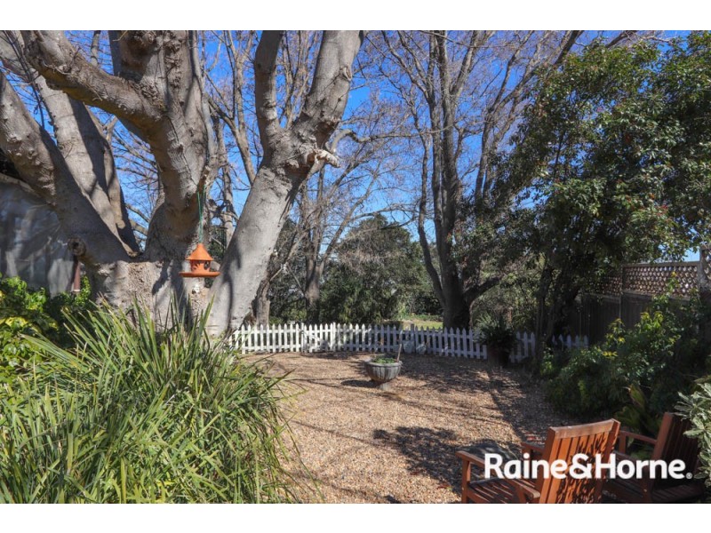 13 Bullock Place, Kelso NSW 2795