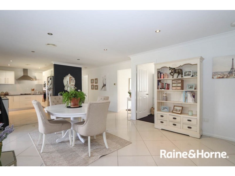 14 Jarrah Court, Kelso NSW 2795