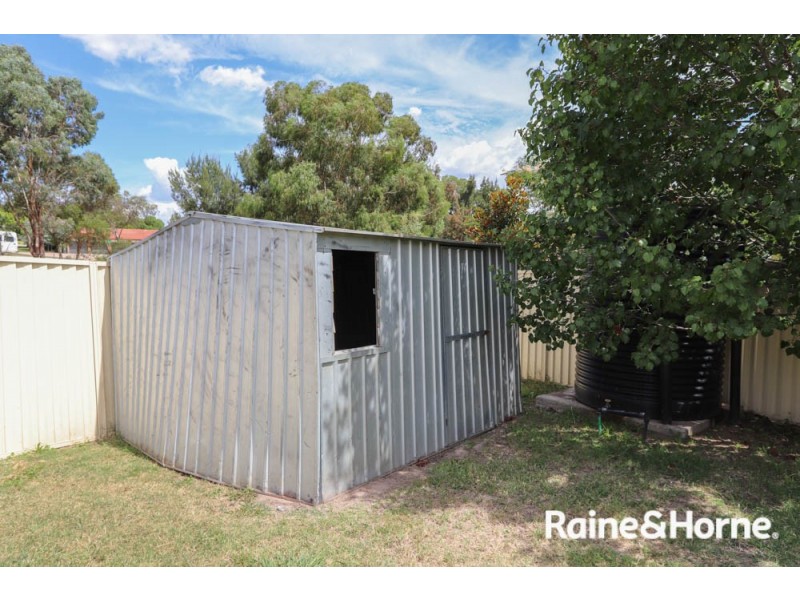 14 Jarrah Court, Kelso NSW 2795
