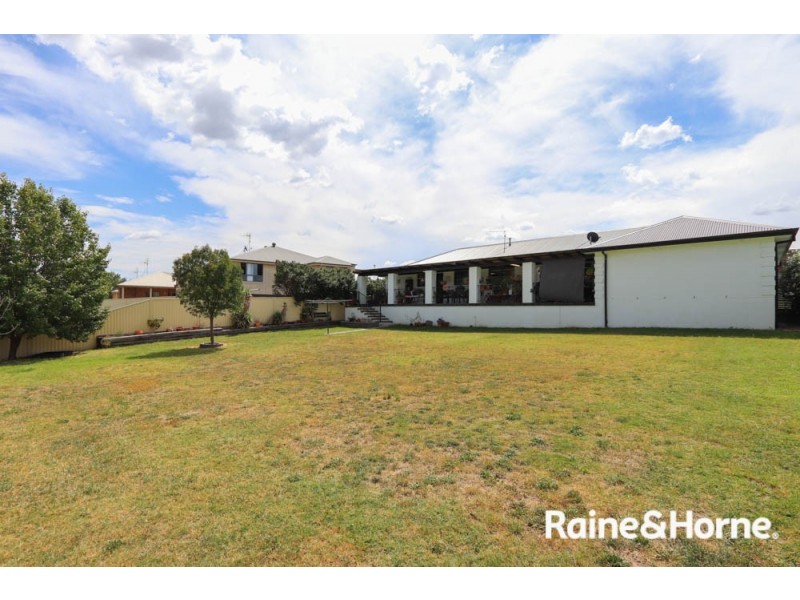 14 Jarrah Court, Kelso NSW 2795