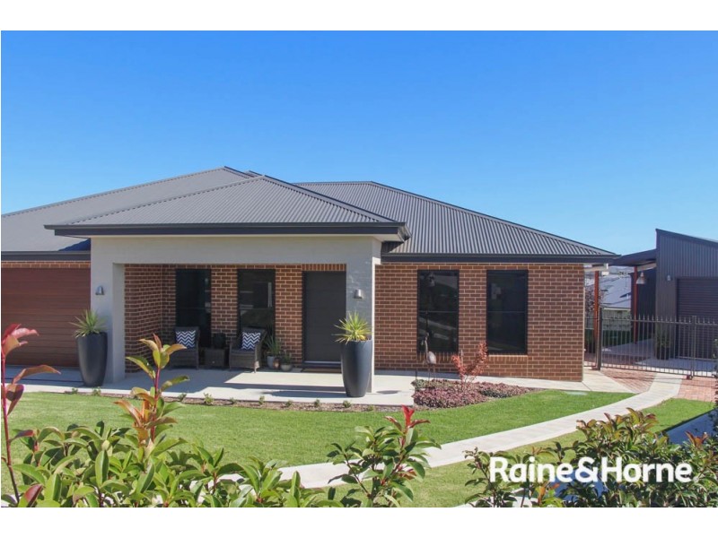 5 Byrne Close, Kelso NSW 2795