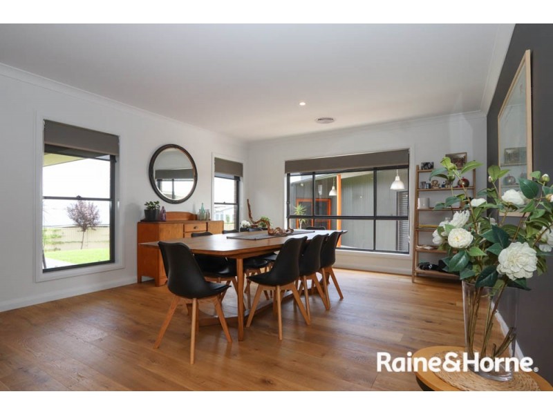 5 Byrne Close, Kelso NSW 2795
