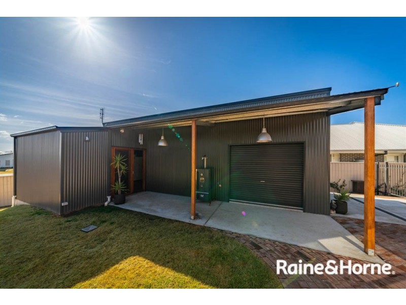 5 Byrne Close, Kelso NSW 2795