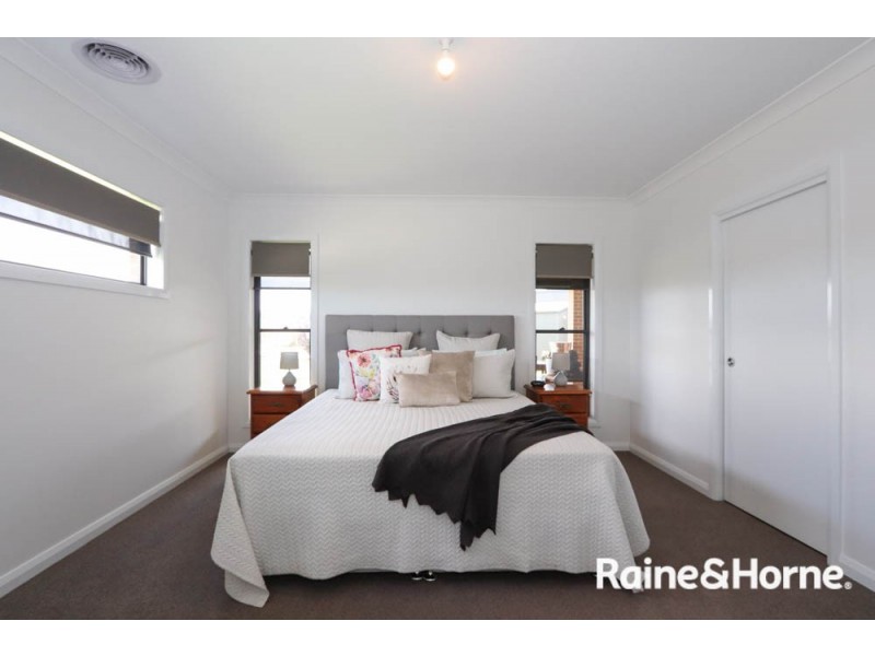 5 Byrne Close, Kelso NSW 2795