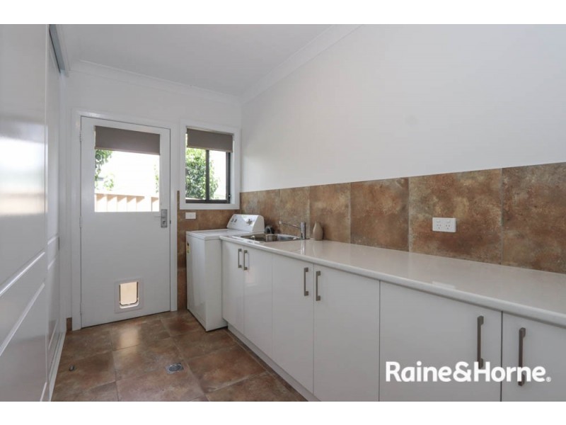 5 Byrne Close, Kelso NSW 2795