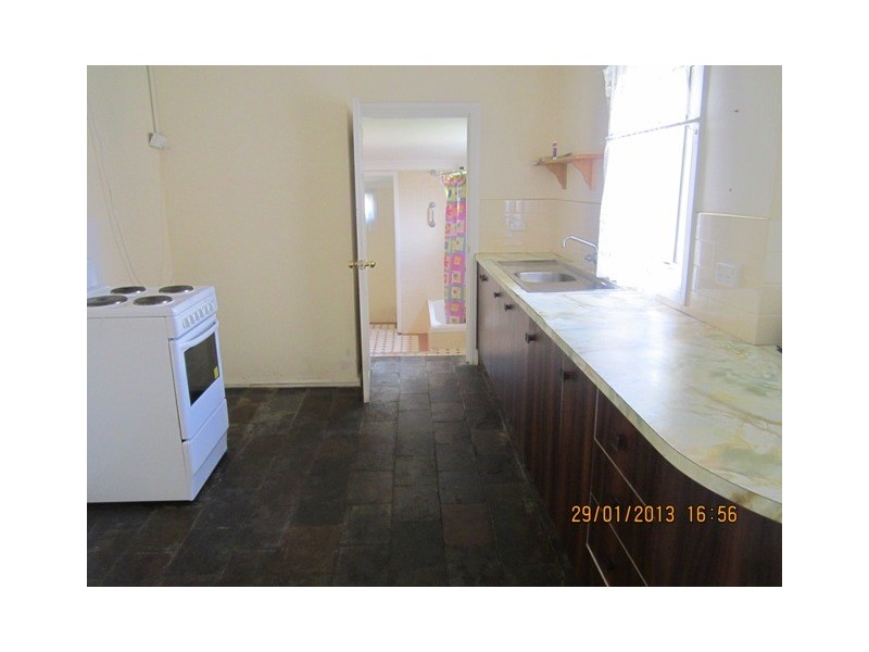 23 Lord St, Bathurst NSW 2795