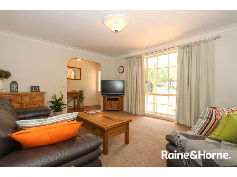 23 Weeks Place, West Bathurst NSW 2795