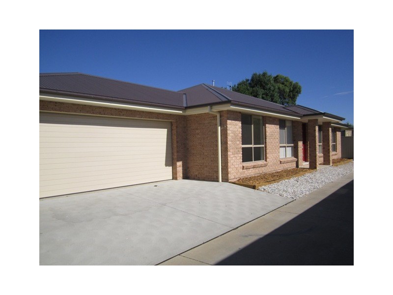 9b Wellington St, Eglinton NSW 2795