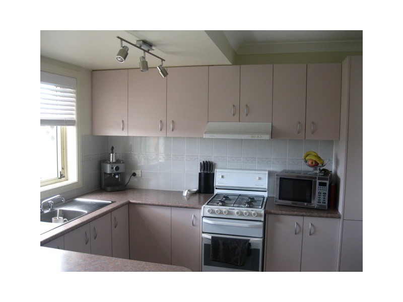 26 Dees Cl, Bathurst NSW 2795