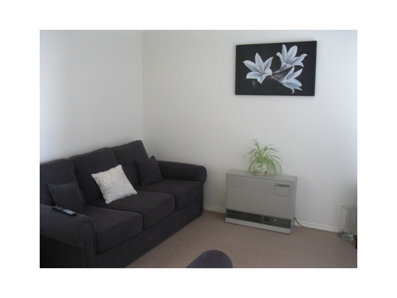 26 Dees Cl, Bathurst NSW 2795