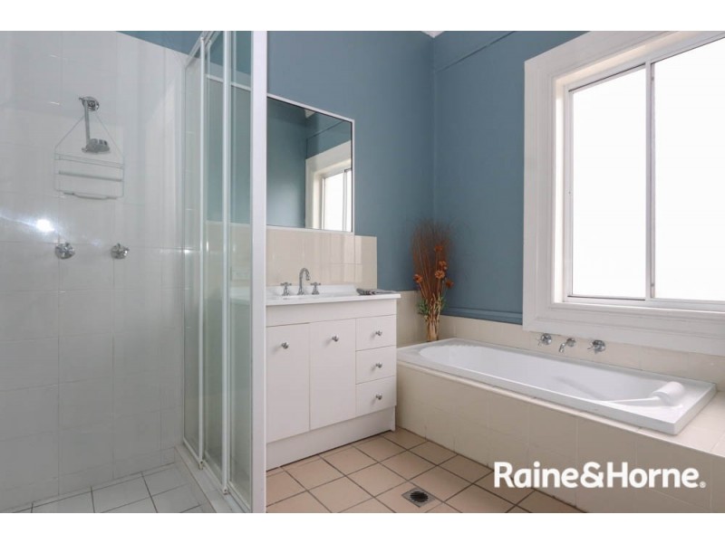 25 Rankin Street, Bathurst NSW 2795