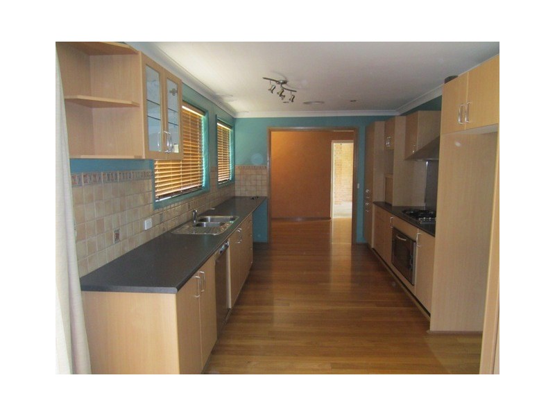 6 Merrick Cl, Bathurst NSW 2795