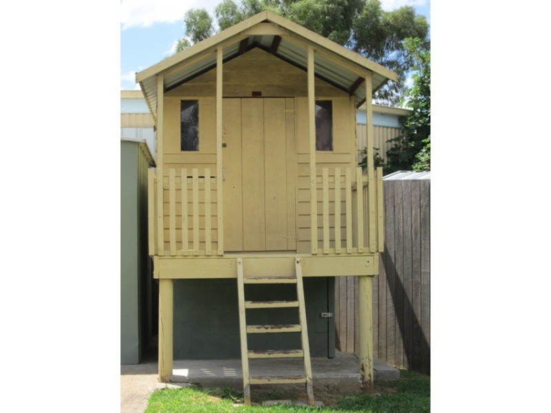 6 Merrick Cl, Bathurst NSW 2795