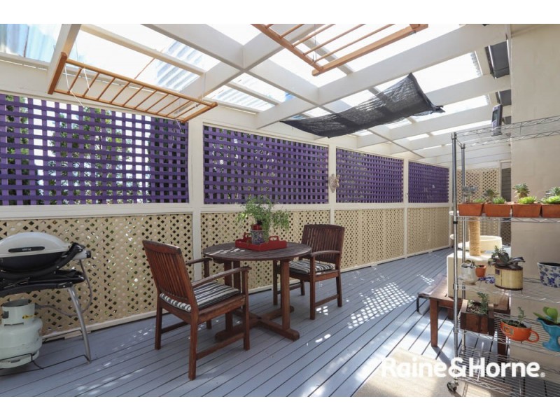 2a Mawson Close, Windradyne NSW 2795