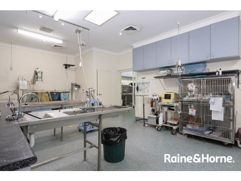 90 Rankin Street, Bathurst NSW 2795