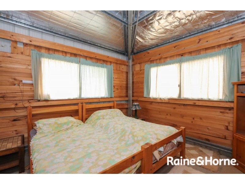 211 Pine Ridge Road, Rock Forest NSW 2795