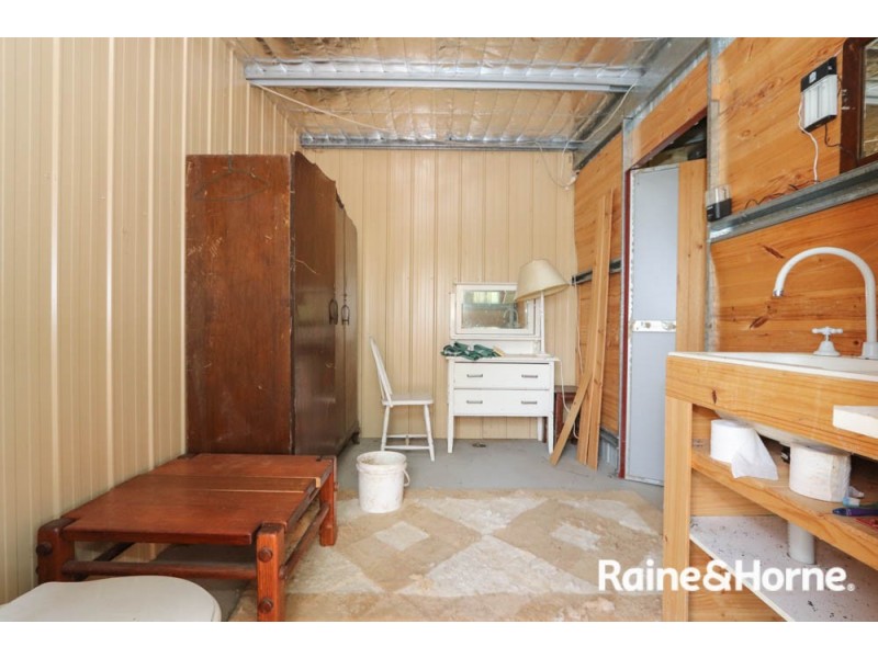 211 Pine Ridge Road, Rock Forest NSW 2795