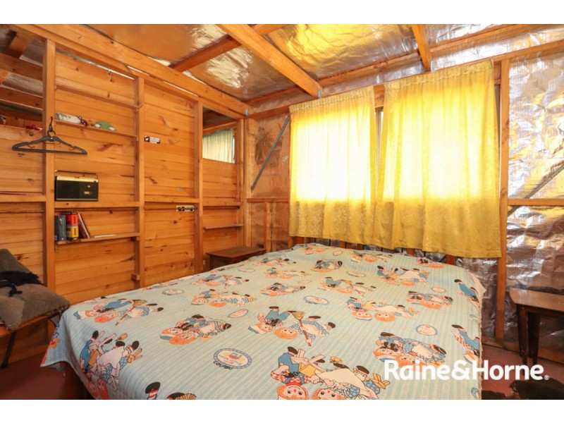 211 Pine Ridge Road, Rock Forest NSW 2795