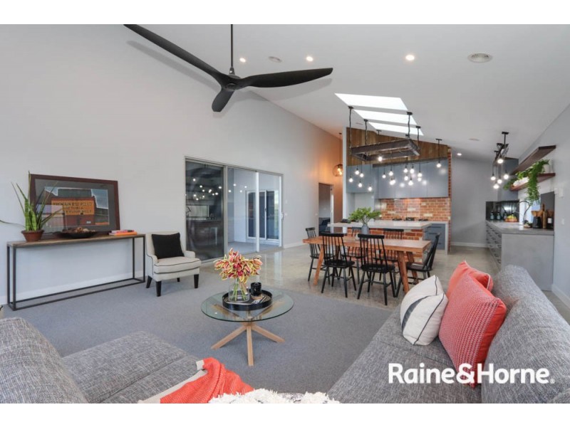 36 Ignatius Place, Kelso NSW 2795