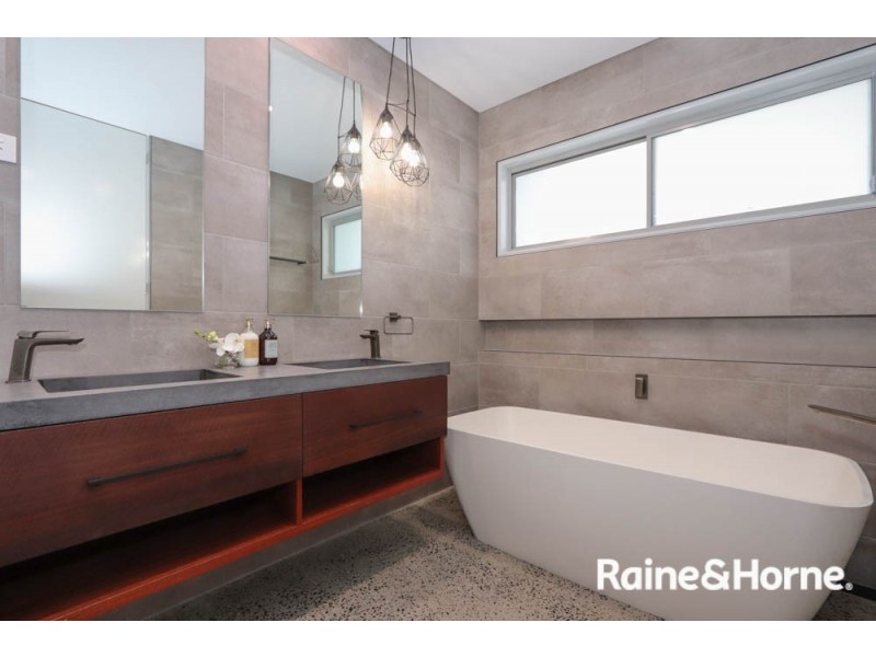 36 Ignatius Place, Kelso NSW 2795