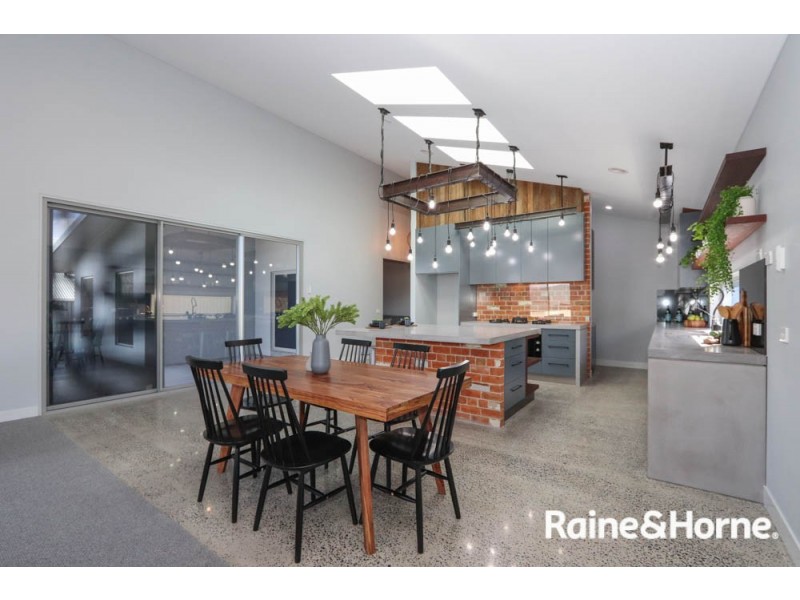 36 Ignatius Place, Kelso NSW 2795