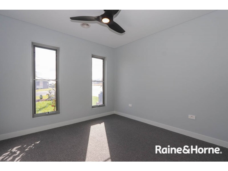 36 Ignatius Place, Kelso NSW 2795