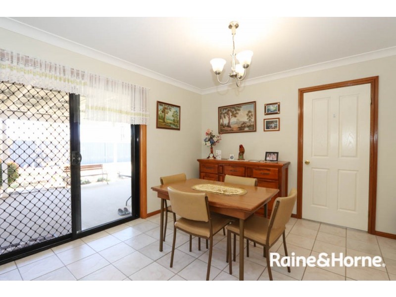 3 McCarthy Close, Eglinton NSW 2795