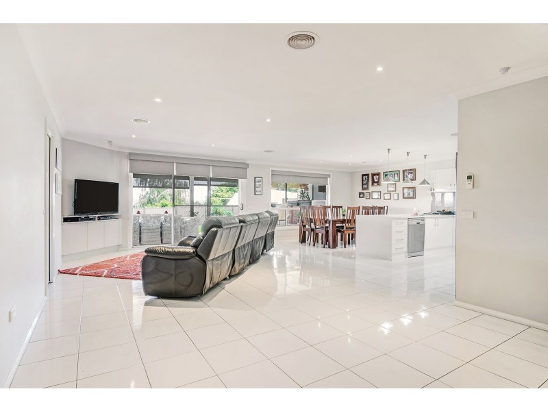 3 Gibsone Drive, Bathurst NSW 2795