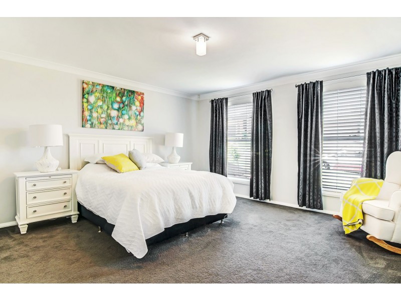 3 Gibsone Drive, Bathurst NSW 2795