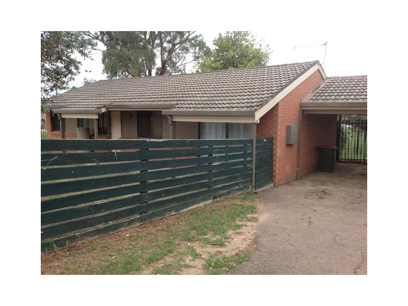 24 Simmons Pl, Kelso NSW 2795