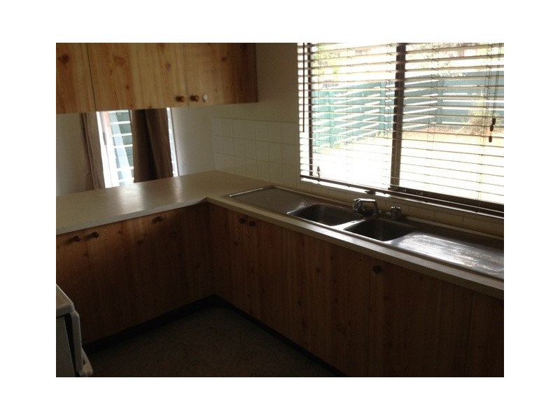 24 Simmons Pl, Kelso NSW 2795